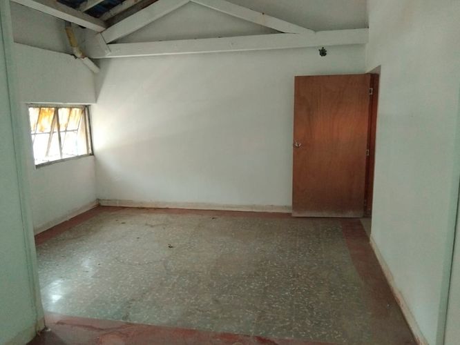 Bodega en arriendo en Laureles, Medellín, 678 m² · foto 15 de 18