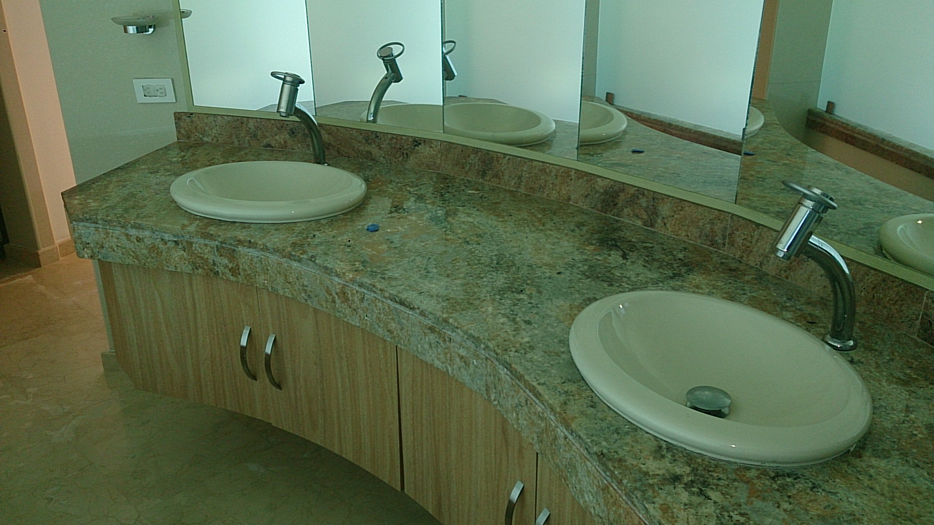 Apartamento en venta en Manga, Cartagena · foto 9 de 19