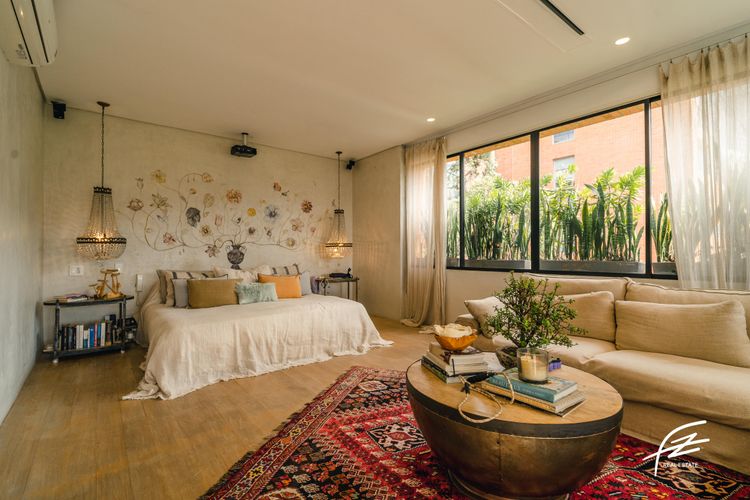 Apartamento de 5 alcobas en venta en San Lucas, Medellín, 481 m² · foto 18 de 24