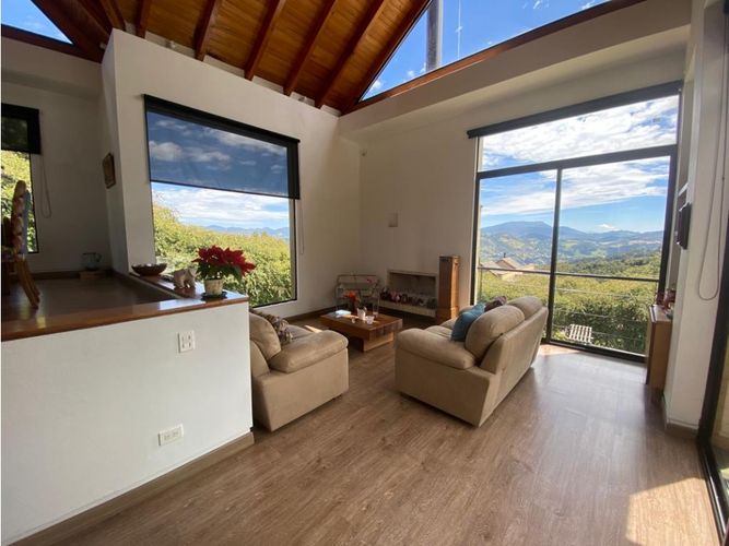 Casa en venta en Arboretto, La Calera, 224 m² · foto 3 de 20