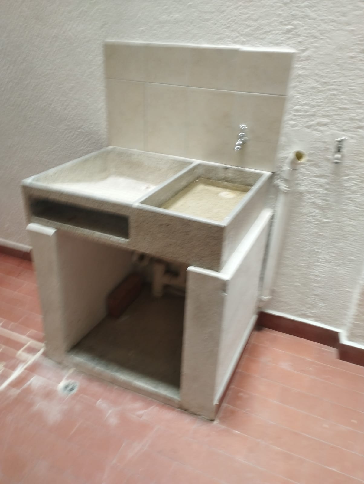 Casa en venta en El Carmen Fontibon, Bogotá · foto 2 de 19