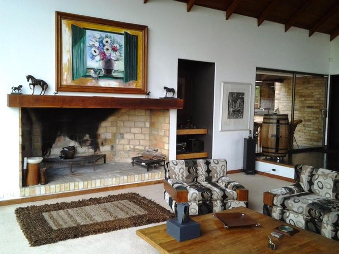 Casa de 4 alcobas en venta en Aposentos, Sopó, 300 m² · foto 4 de 20