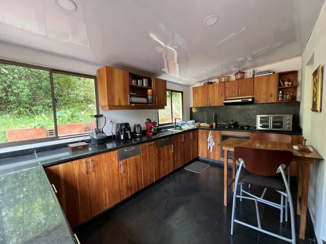 Casa de 4 alcobas en venta en Aposentos, Sopó, 300 m² · foto 5 de 20