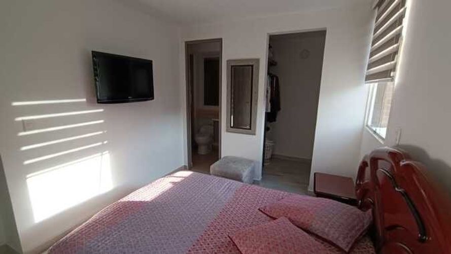 Apartamento de 3 alcobas en venta en Cr. Los Arroyuelos, Ibagué, 87 m² · foto 17 de 19