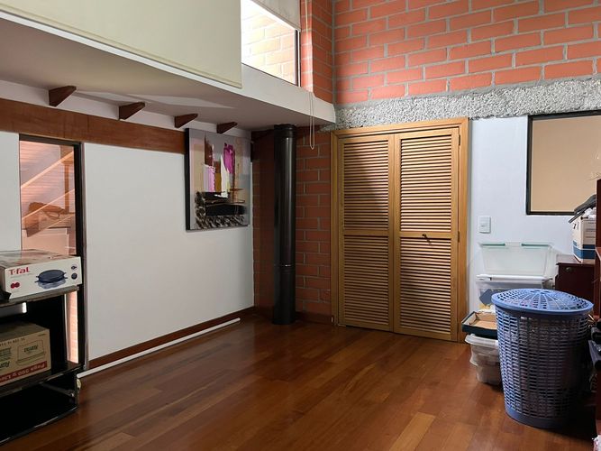 Casa de 3 alcobas en venta en Los Balsos, Medellín, 226 m² · foto 5 de 20