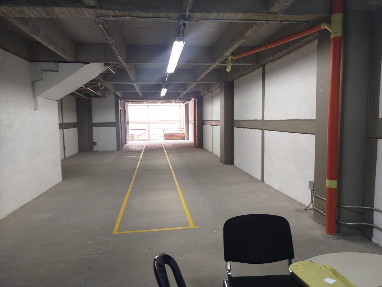 5BR Office in Camino Verde (1160 m²) for Sale