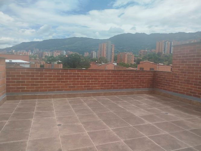 Oficina en venta en Camino Verde, Envigado, 1160 m² · foto 20 de 20