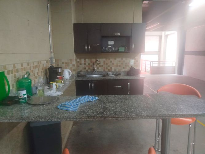 Oficina en arriendo en Camino Verde, Envigado, 1160 m² · foto 10 de 20