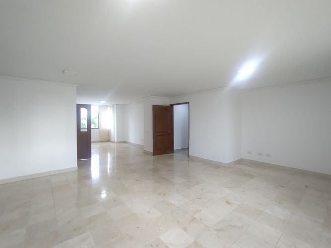 Apartamento de 3 alcobas en venta en Altos Del Prado, Barranquilla, 178 m² · foto 6 de 20
