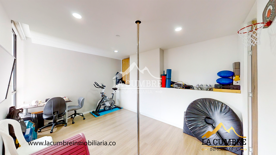 Apartamento de 3 alcobas en arriendo en Loma De Las Brujas, Envigado, 164 m² · foto 17 de 18