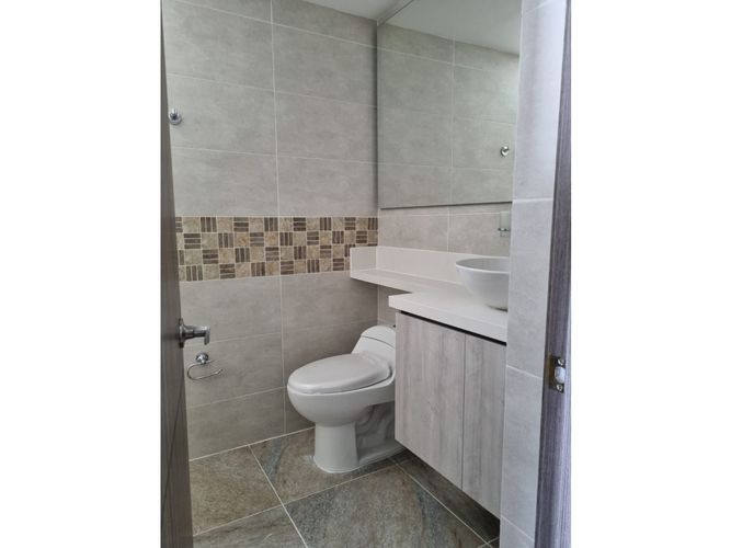 Apartamento de 3 alcobas en venta en Valle Del Lili, Cali, 80 m² · foto 4 de 10
