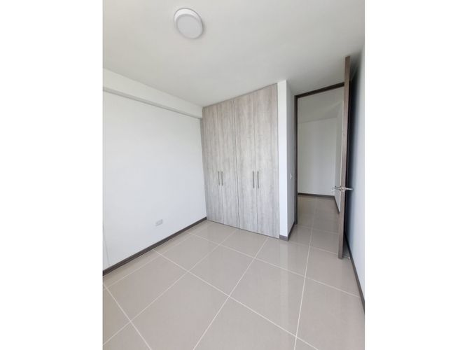 Apartamento de 3 alcobas en venta en Valle Del Lili, Cali, 80 m² · foto 7 de 10