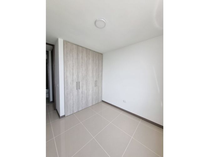 Apartamento de 3 alcobas en venta en Valle Del Lili, Cali, 80 m² · foto 9 de 10