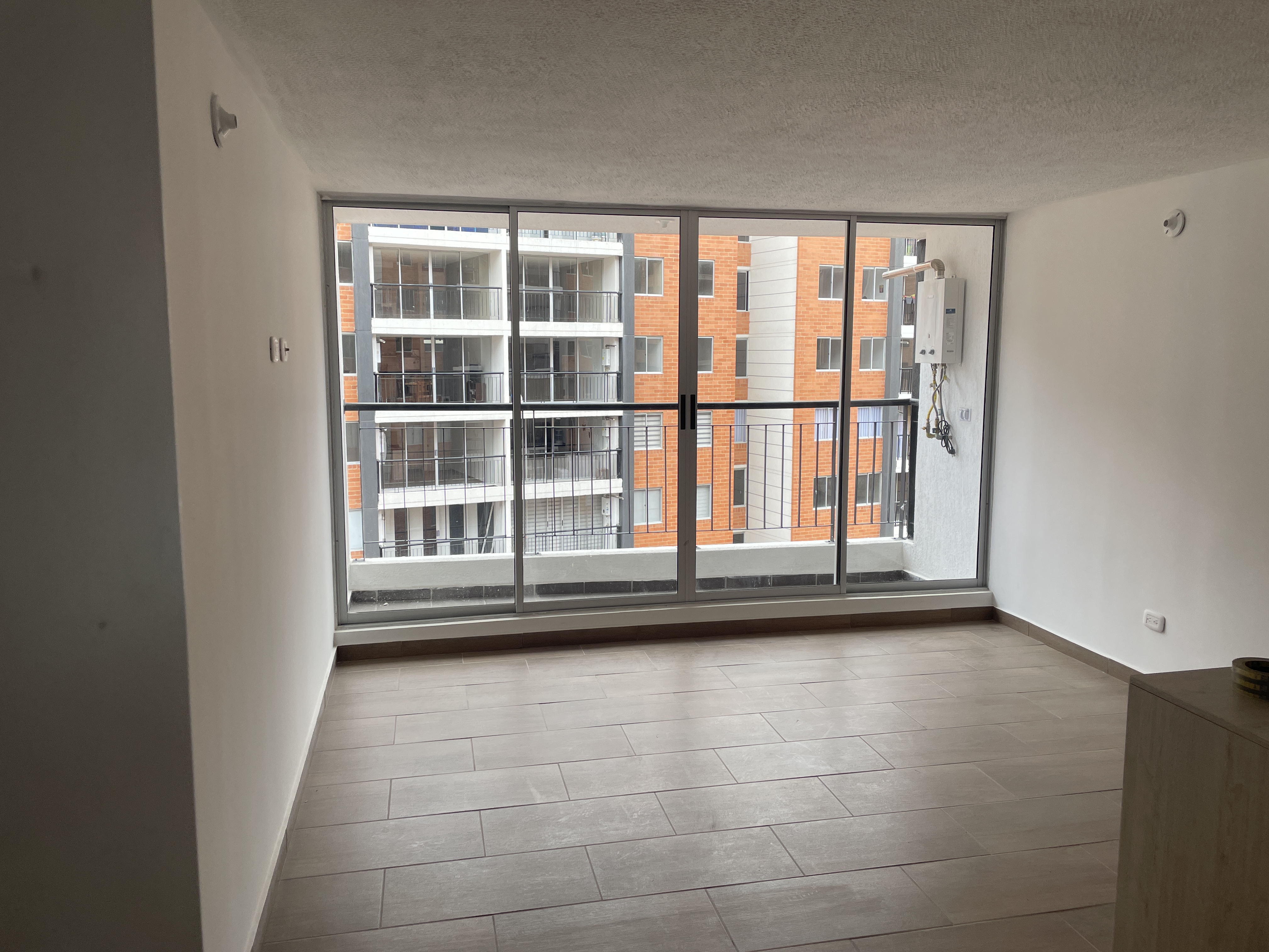 Apartamento en venta en Algarra Iii, Zipaquirá · foto 2 de 21