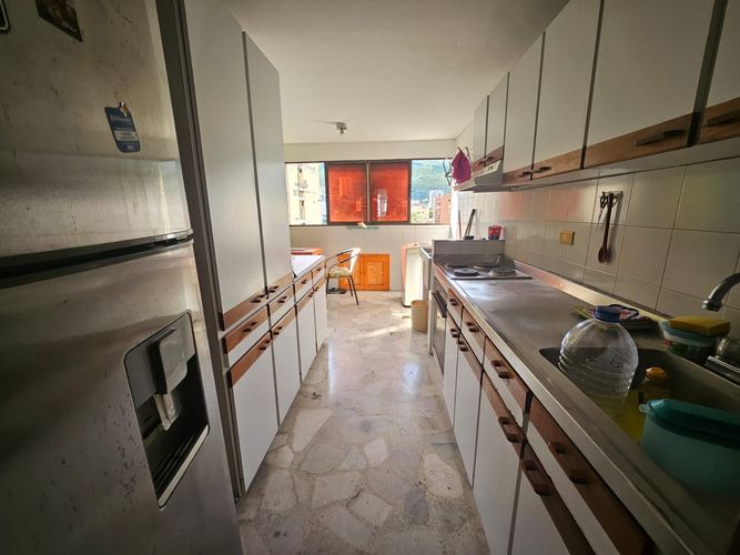 Apartamento de 3 alcobas en venta en Versalles, Cali, 139 m² · foto 6 de 17