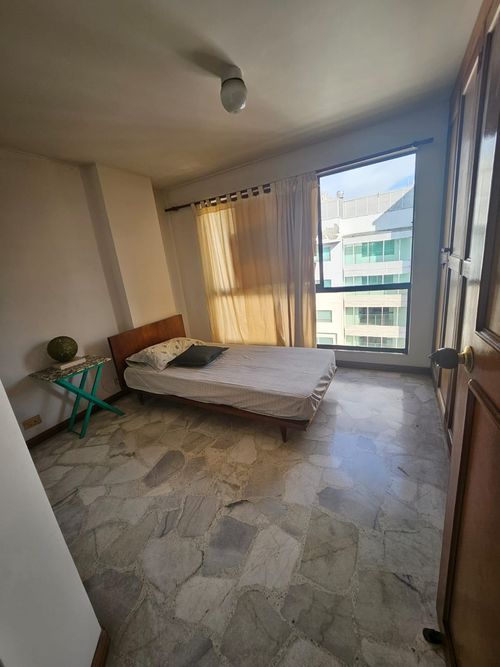 Apartamento de 3 alcobas en venta en Versalles, Cali, 139 m² · foto 8 de 17