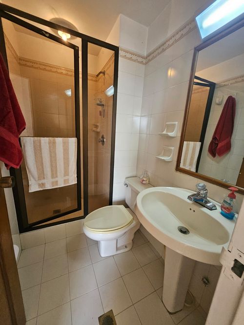 Apartamento de 3 alcobas en venta en Versalles, Cali, 139 m² · foto 9 de 17