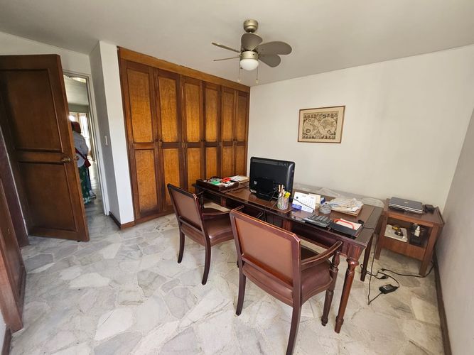 Apartamento de 3 alcobas en venta en Versalles, Cali, 139 m² · foto 16 de 17