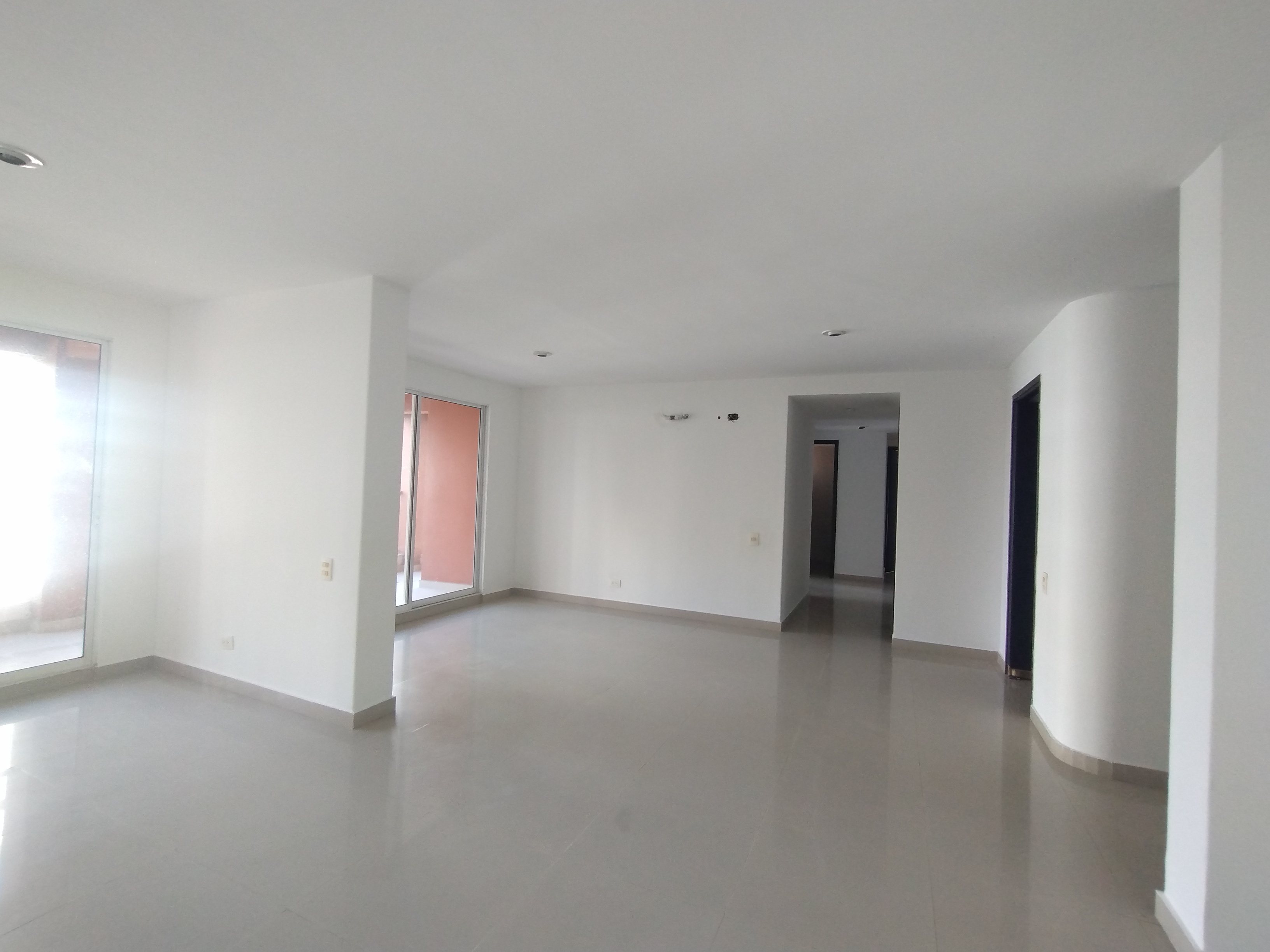Apartamento en arriendo en Altos De Riomar, Barranquilla · foto 2 de 21