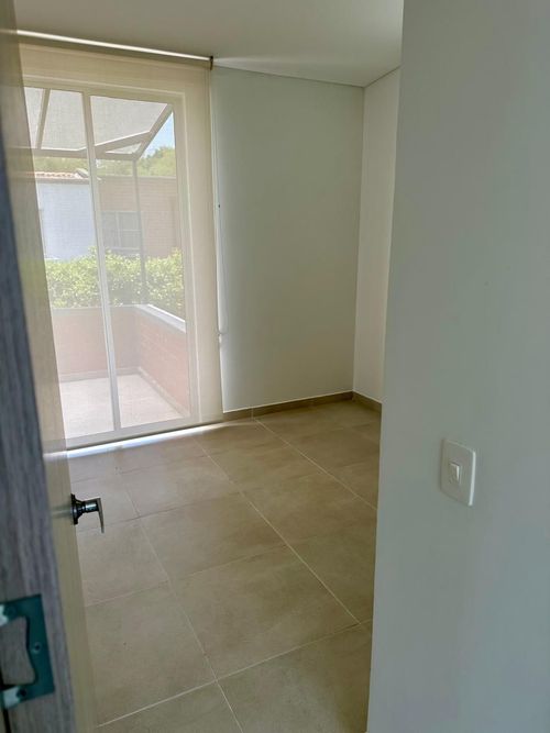Casa de 3 alcobas en venta en Potrerito, Jamundí, 400 m² · foto 13 de 14