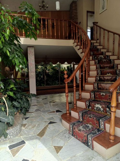 Casa de 6 alcobas en arriendo en Versalles, Pasto, 360 m² · foto 2 de 16