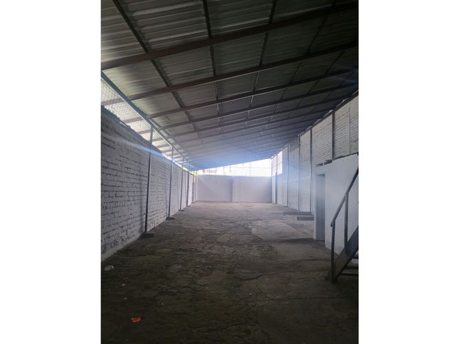 Bodega en venta en La Candelaria, Medellín, 316 m² · foto 7 de 13
