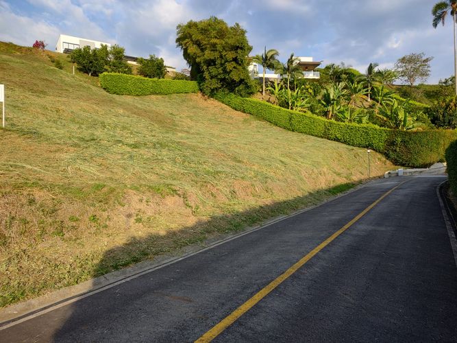 Lote en venta en El Rosario, Manizales, 1505 m² · foto 4 de 5