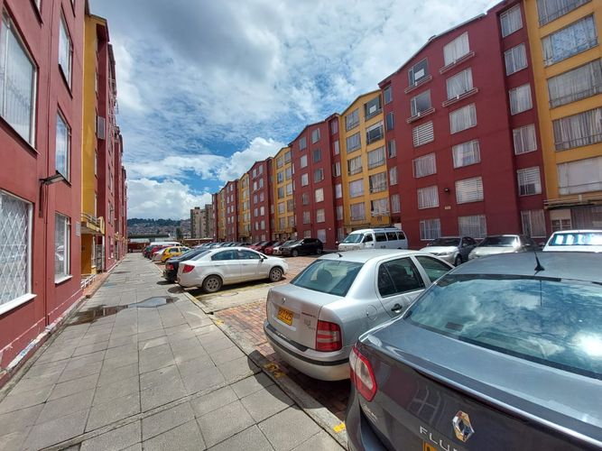 Apartamento de 3 alcobas en venta en Club De Los Lagartos, Bogotá, 43 m² · foto 9 de 24