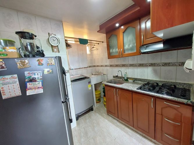 Apartamento de 3 alcobas en venta en Club De Los Lagartos, Bogotá, 43 m² · foto 19 de 24