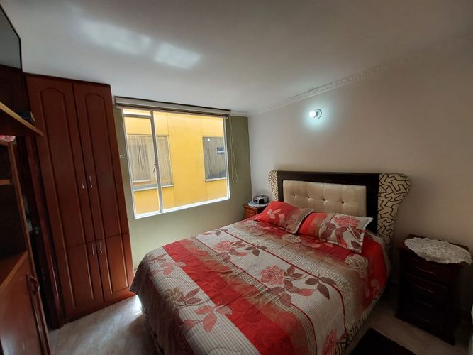 Apartamento de 3 alcobas en venta en Club De Los Lagartos, Bogotá, 43 m² · foto 21 de 24