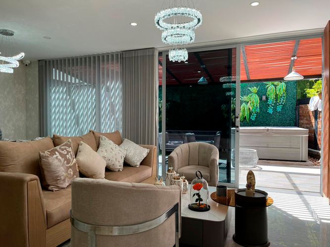 Casa de 3 alcobas en arriendo en Loma Benedictinos, Medellín, 260 m² · foto 6 de 20