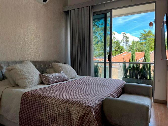 Casa de 3 alcobas en arriendo en Loma Benedictinos, Medellín, 260 m² · foto 16 de 20