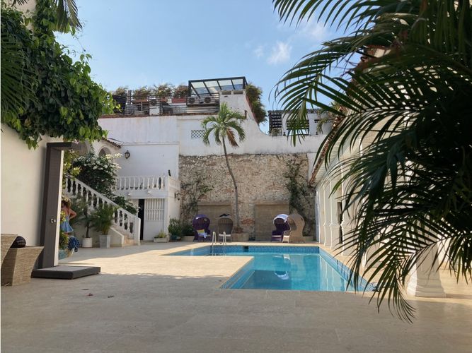 Casa de 10 alcobas en arriendo en Cartagena De Indias, Cartagena, 700 m² · foto 2 de 24