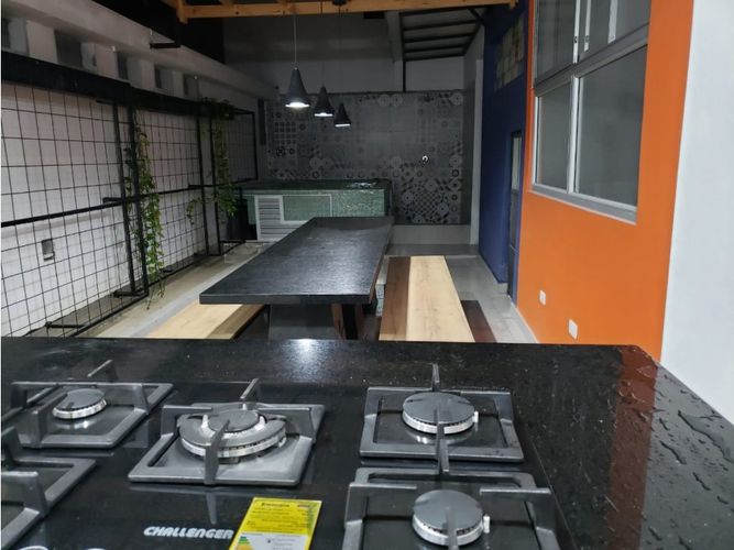 Edificio en venta en Centro, Ibagué, 685 m² · foto 10 de 22