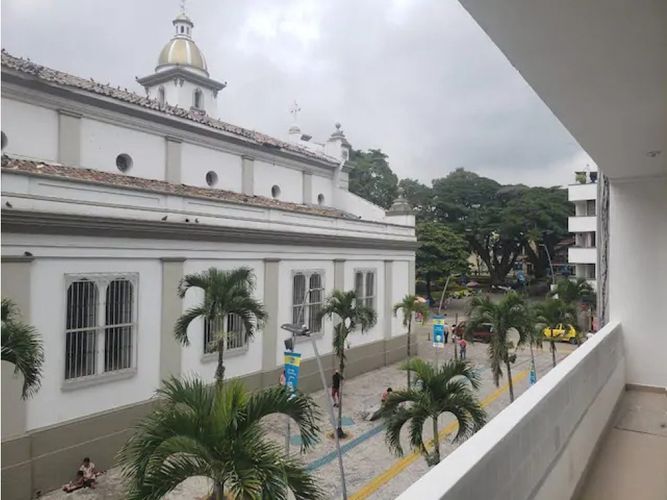 Edificio en venta en Centro, Ibagué, 685 m² · foto 11 de 22