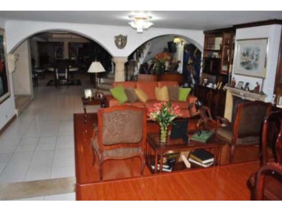 Casa en venta en Altos De Bella Suiza, Bogotá · foto 2 de 22