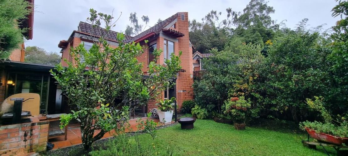 Casa de 4 alcobas en venta en El Retiro, 230 m² · foto 2 de 16
