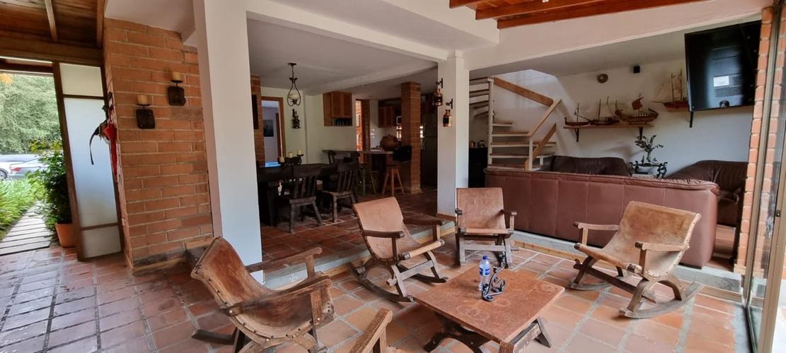 Casa de 4 alcobas en venta en El Retiro, 230 m² · foto 6 de 16