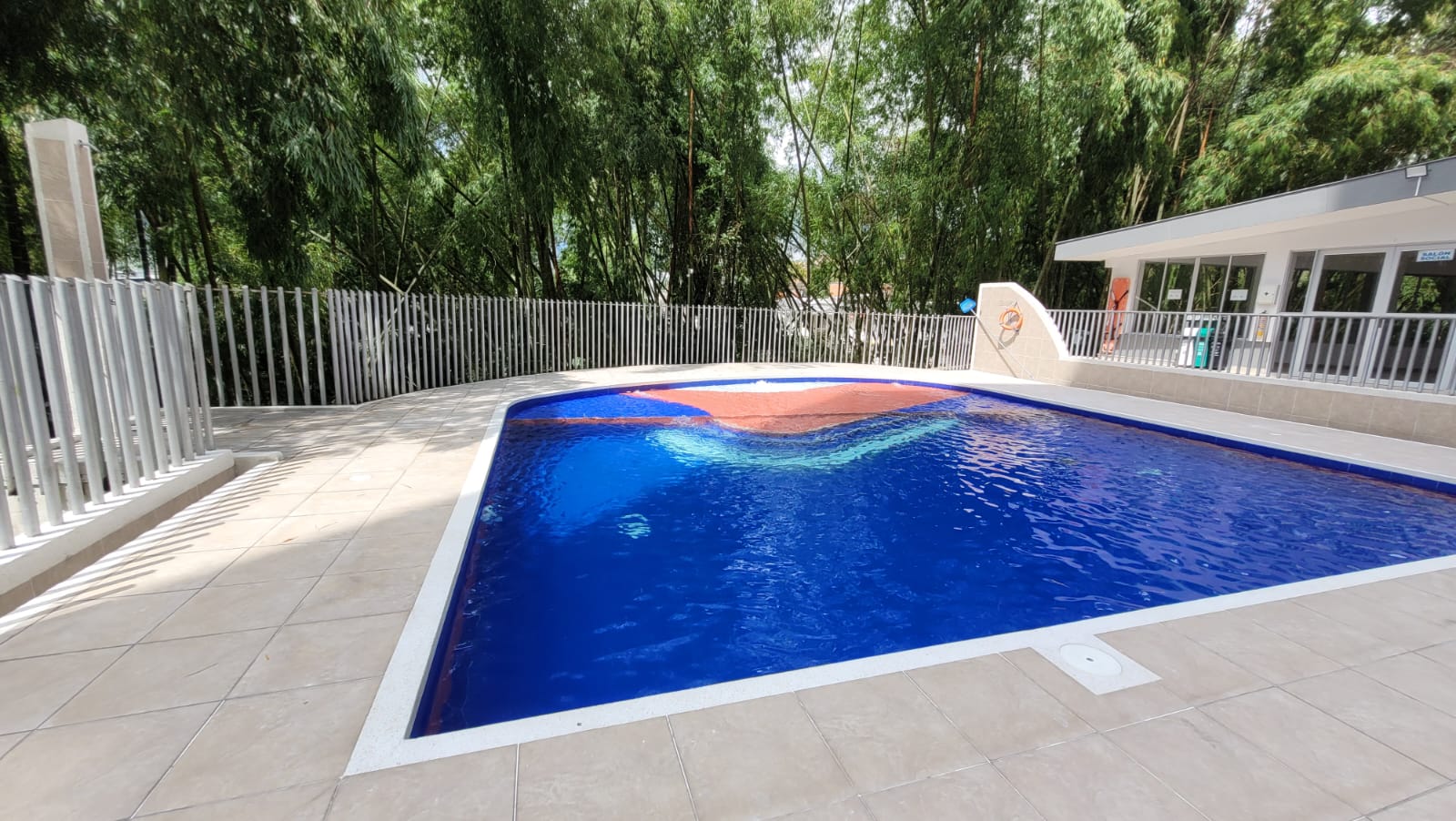 Apartamento en venta en Zona Industrial La Rosa, Dosquebradas · foto 5 de 9