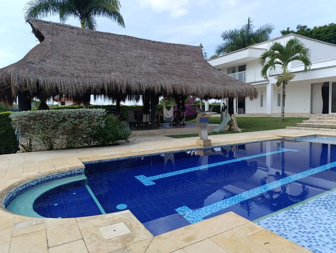 Casa de 13 alcobas en venta en Cerritos, Pereira, 1004 m² · foto 5 de 24