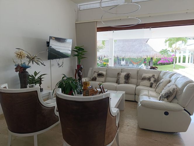 Casa de 13 alcobas en venta en Cerritos, Pereira, 1004 m² · foto 8 de 24