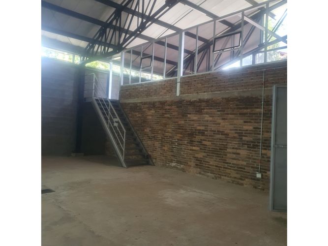 Bodega en arriendo en La Sonadora, El Carmen de Viboral, 180 m² · foto 4 de 9