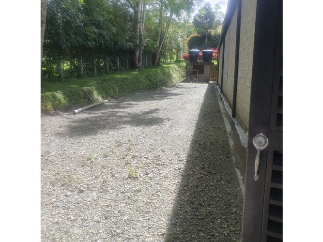 Bodega en arriendo en La Sonadora, El Carmen de Viboral, 180 m² · foto 6 de 9