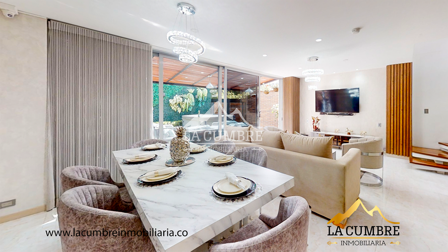 Casa de 3 alcobas en arriendo en San Lucas, Medellín, 191 m² · foto 2 de 16