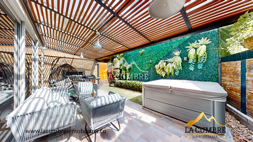 Casa de 3 alcobas en arriendo en San Lucas, Medellín, 191 m² · foto 7 de 16