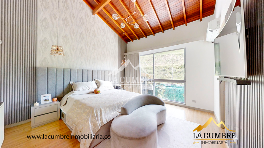 Casa de 3 alcobas en arriendo en San Lucas, Medellín, 191 m² · foto 10 de 16