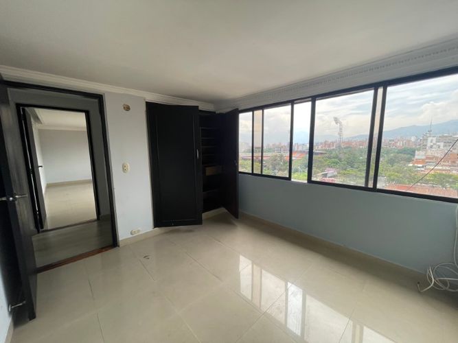 Apartamento de 5 alcobas en venta en Estadio, Medellín, 500 m² · foto 20 de 24