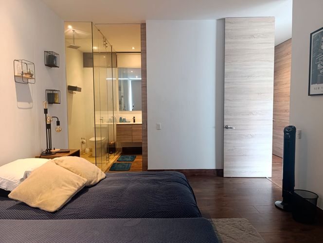 Apartaestudio en venta en El Poblado, Medellín, 65 m² · foto 6 de 17