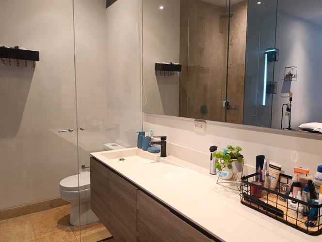 Apartaestudio en venta en El Poblado, Medellín, 65 m² · foto 13 de 17