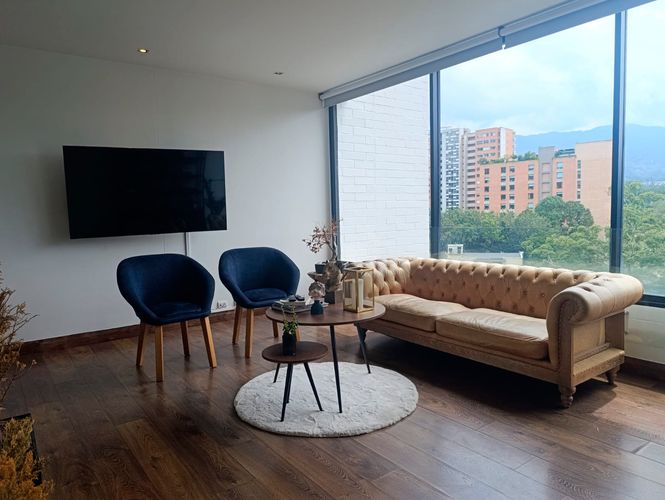 Apartaestudio en venta en El Poblado, Medellín, 65 m² · foto 15 de 17